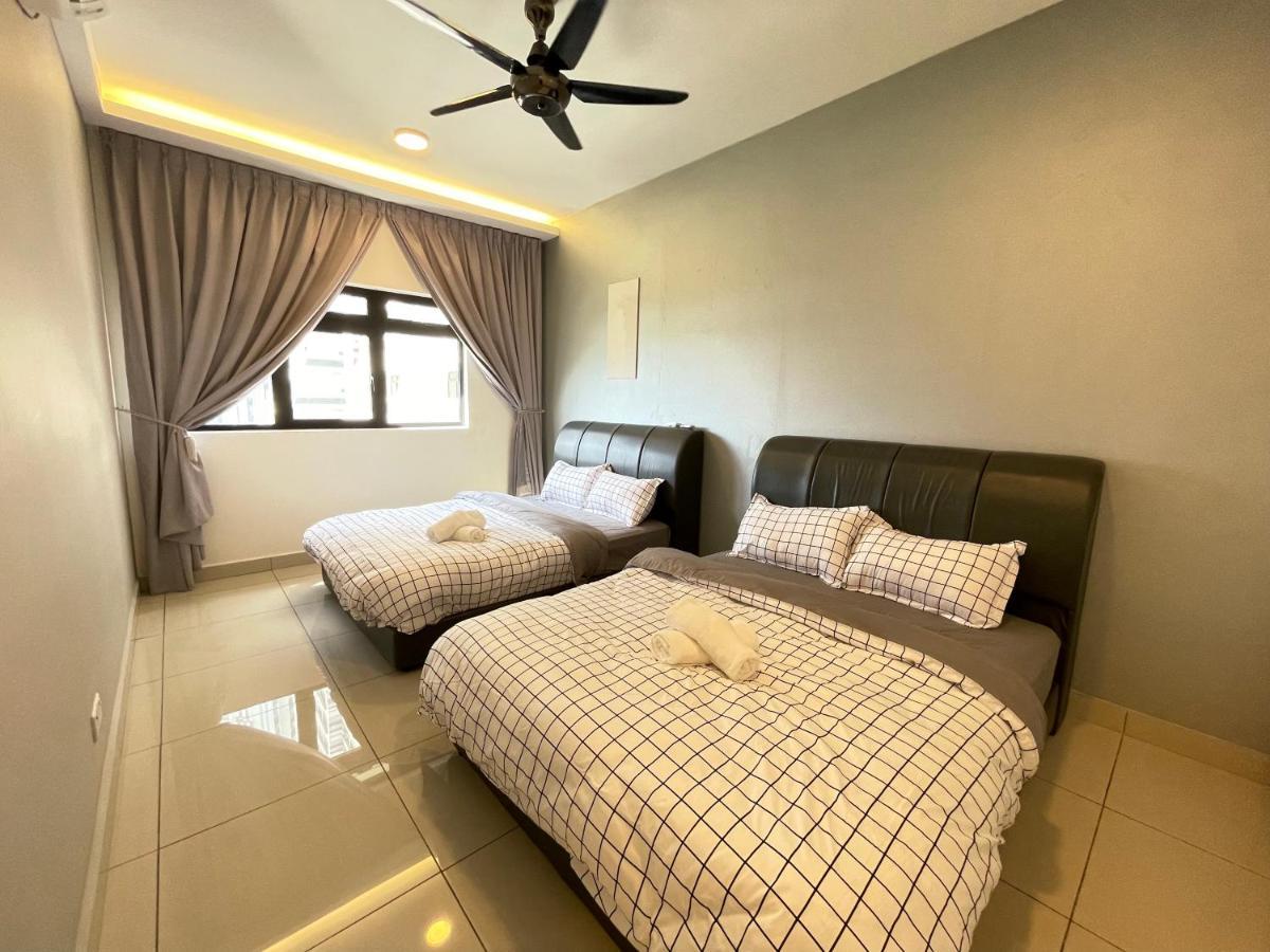 Meridin Medini By Wp Homestay Nusajaya  Kültér fotó