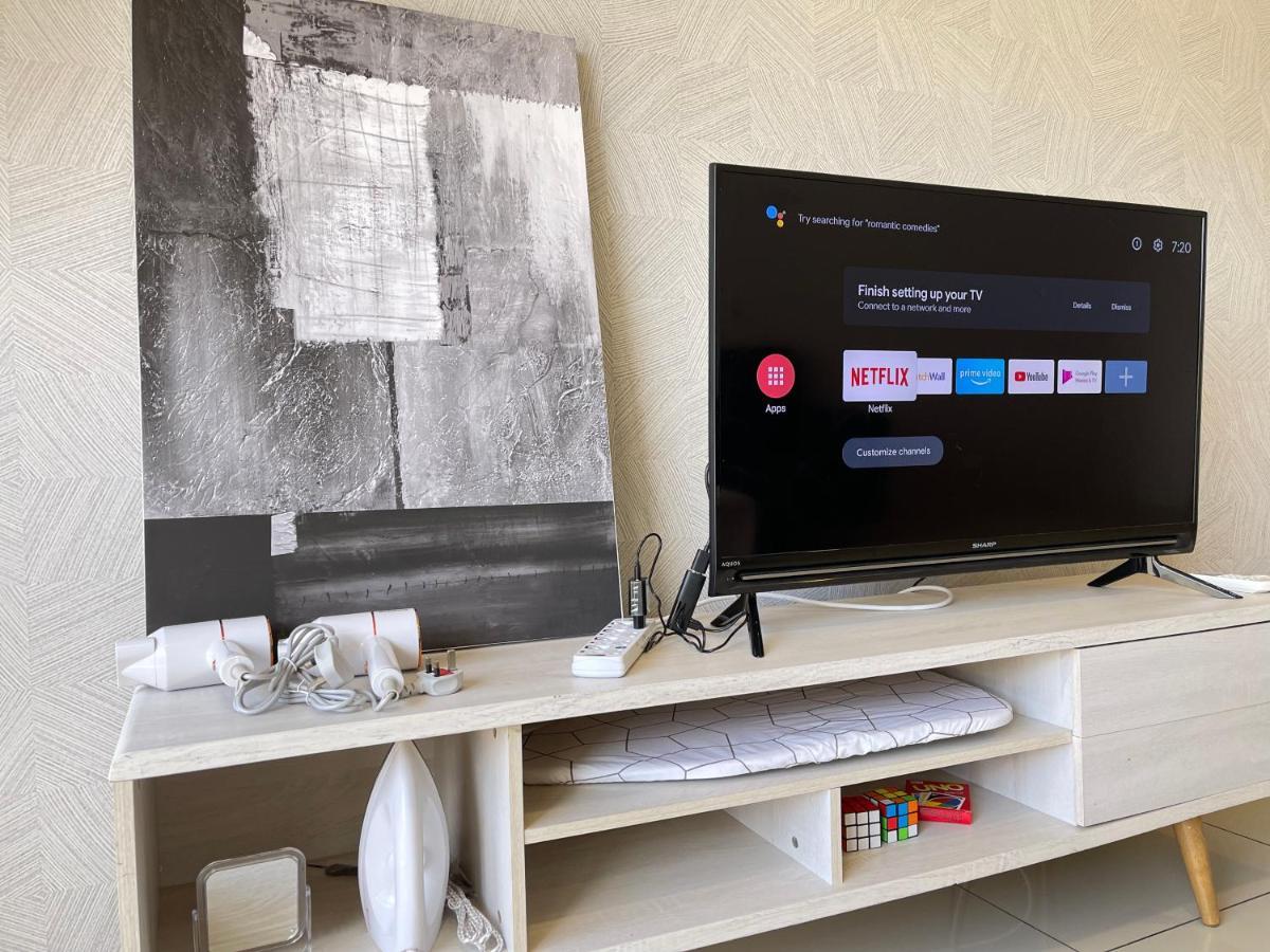 Meridin Medini By Wp Homestay Nusajaya  Kültér fotó