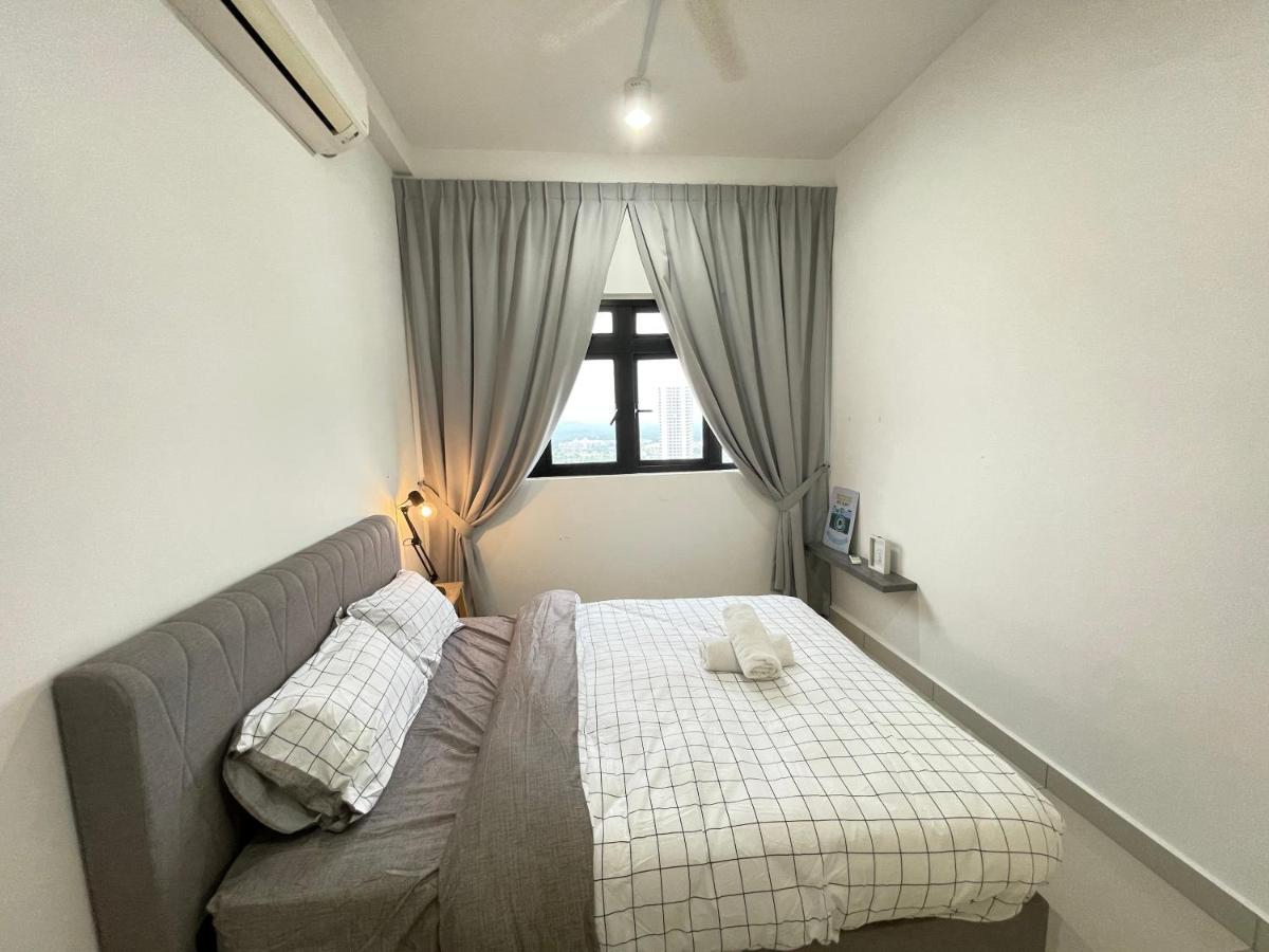 Meridin Medini By Wp Homestay Nusajaya  Kültér fotó